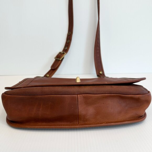 COACH 65th Anniversary Crescent Hippie Crossbody Whiskey Leather RARE - Picture 7 of 16